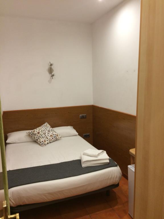 Estudios Pelayo Guest House Barcelona Kamer foto